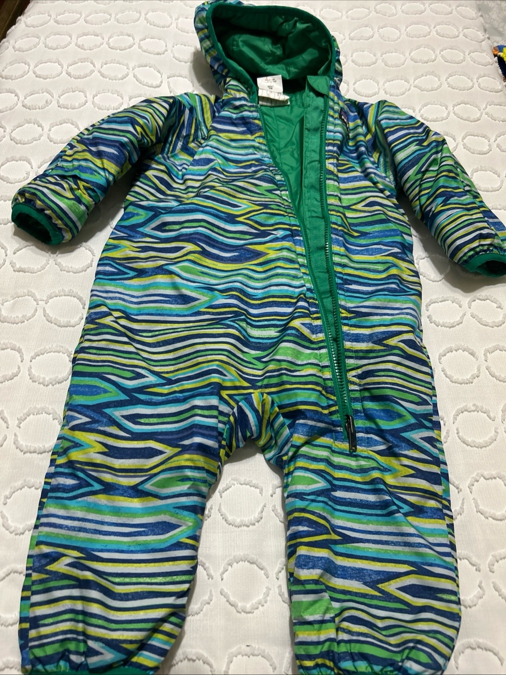 Patagonia Infant Reversible Bunting Snowsuit Green/ Blue Size 6 M Puffer Hood